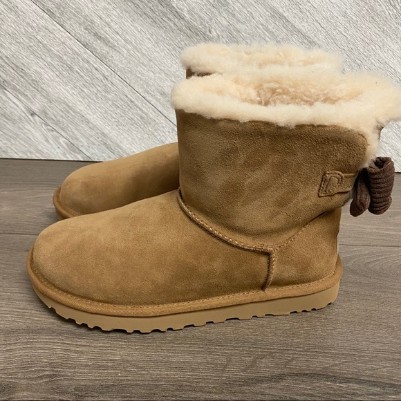 UGG | Mini Bailey Corduroy Bow In Chestnut NEW 7 - Picture 3 of 11